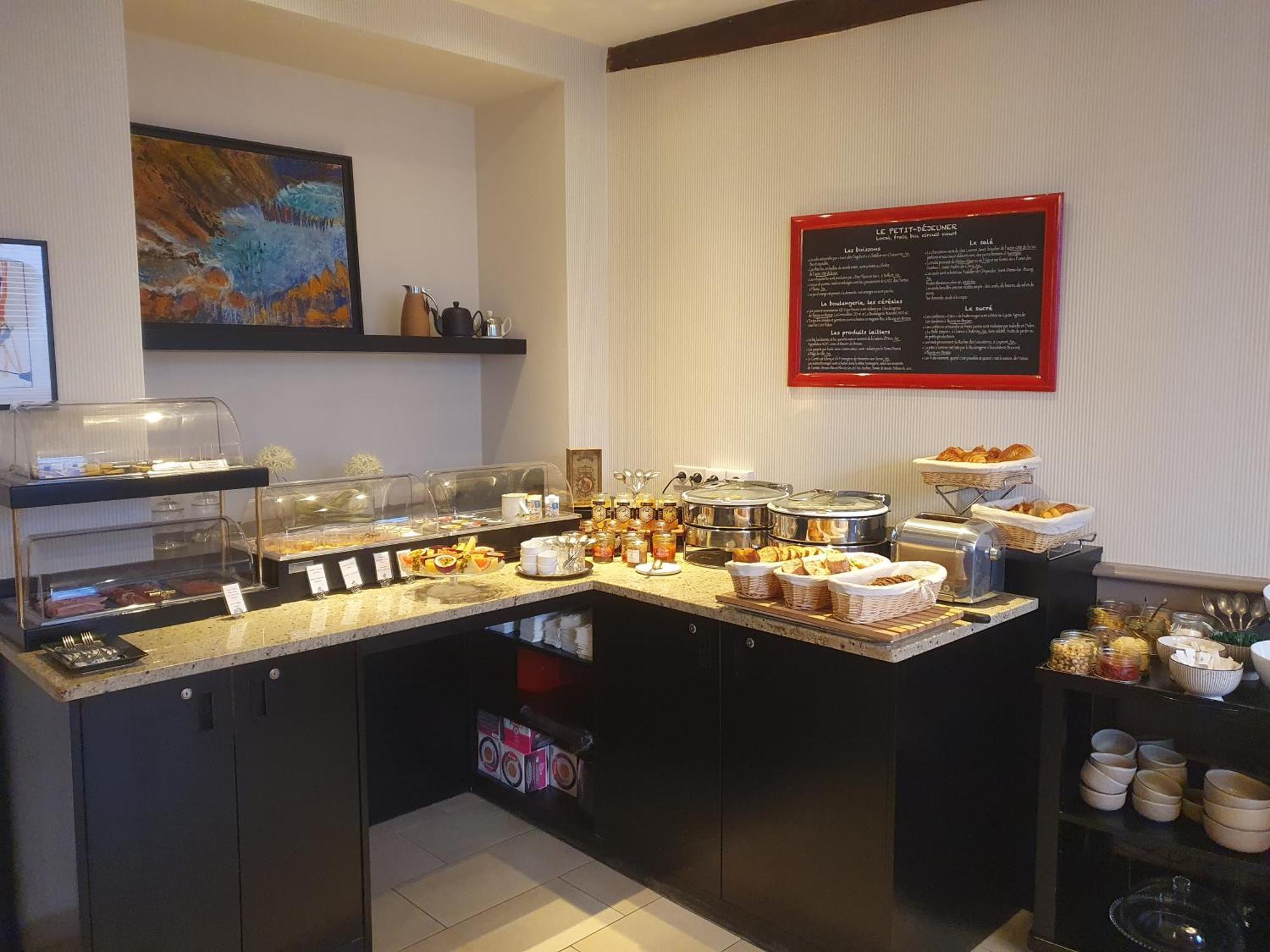 Hotel Le Griffon D'Or บูร์-ก็อง-เบรส ภายนอก รูปภาพ